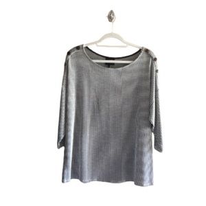 W5 Women’s 1X multi colored top